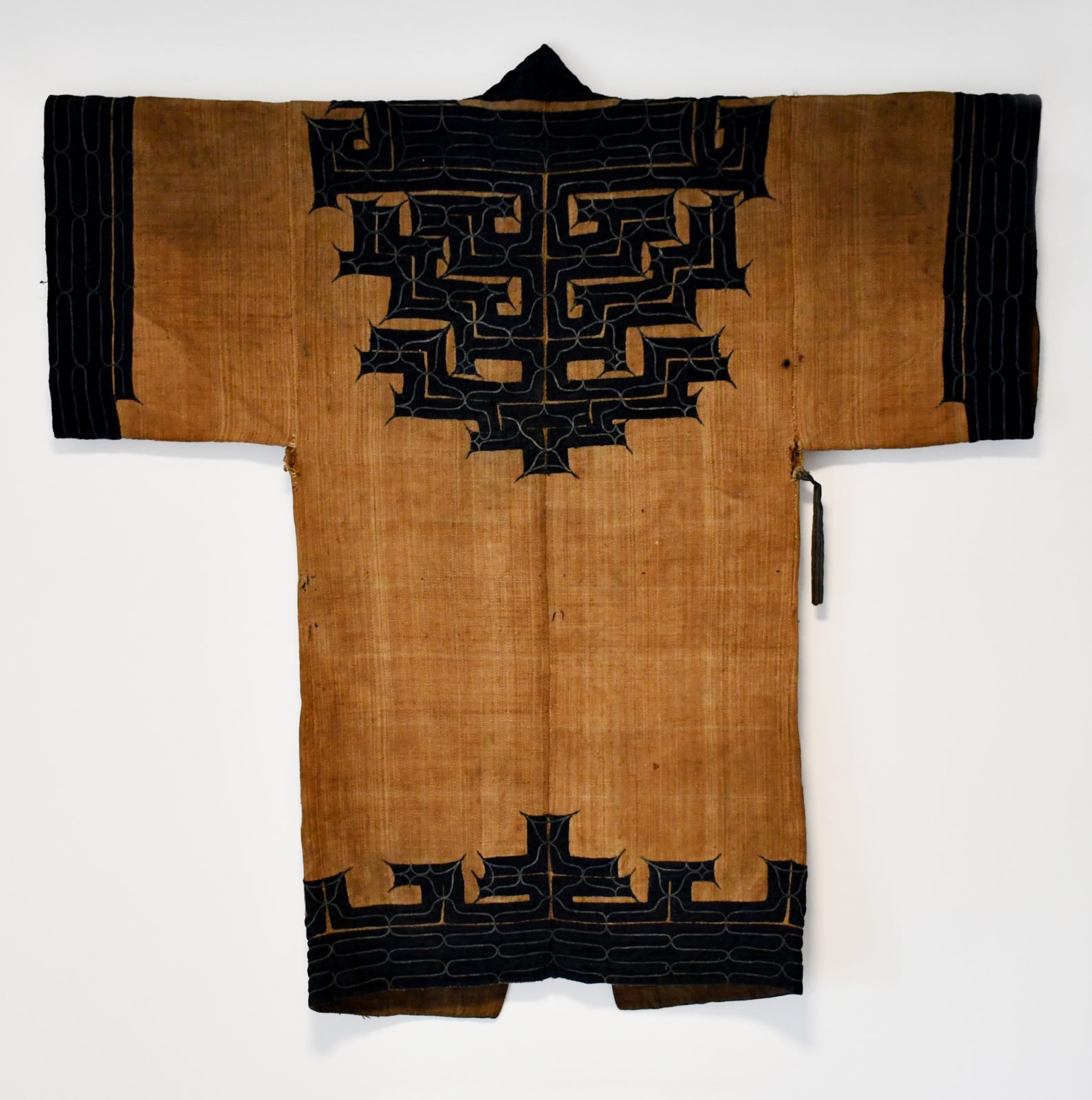 アットゥㇱ(衣服)